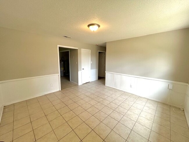 property at 3902 Buttercup Dr SW