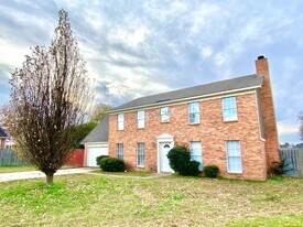 7669 Gallant Fox Cove in Southaven, MS - Building Photo