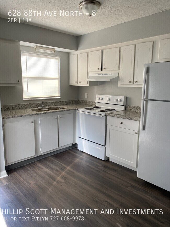 628 88th Ave N in St. Petersburg, FL - Building Photo - Building Photo