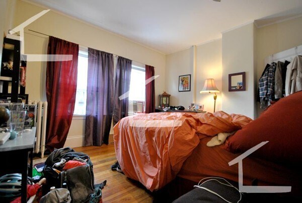 39 Addington Rd, Unit 2 in Brookline, MA - Building Photo - Building Photo