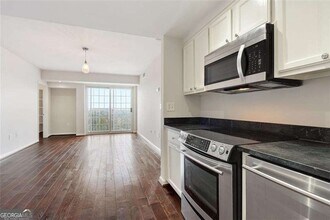 199 14th St NE, Unit 1403 in Atlanta, GA - Building Photo - Building Photo