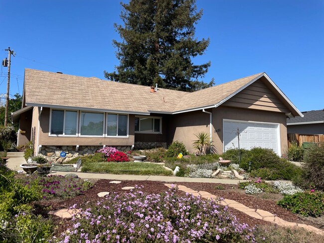 property at 3421 Eden Dr