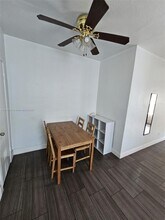 7320 Carlyle Ave in Miami Beach, FL - Building Photo - Building Photo