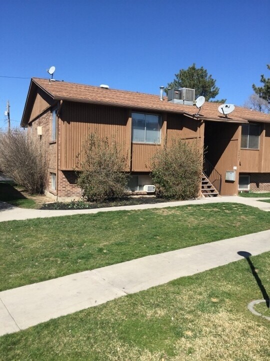 437 E 5600 S in Murray, UT - Foto de edificio