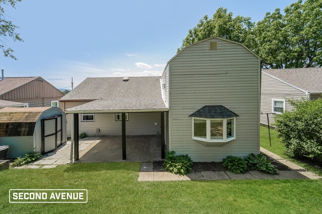 1926 Sloan Ave in Latrobe, PA - Building Photo - Building Photo