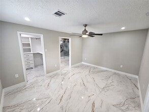 417 Melbourne St in Houston, TX - Building Photo - Building Photo