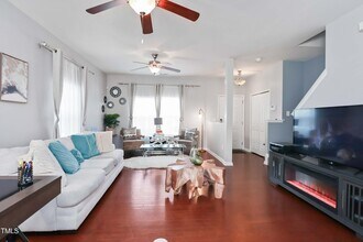 1304 Cozart St in Durham, NC - Building Photo - Building Photo
