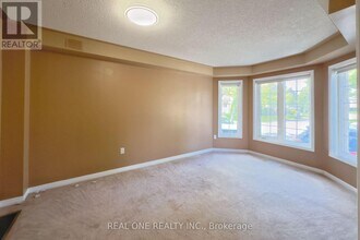 191 Flagstone Way in Newmarket, ON - Building Photo - Building Photo