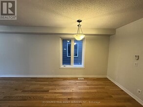 29 Tabaret Cres in Oshawa, ON - Building Photo - Building Photo