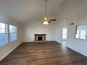 1513 Liberty Ln in Mesquite, TX - Building Photo - Building Photo