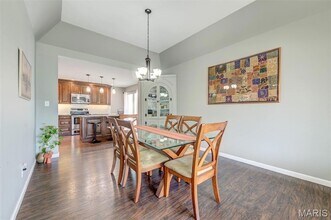 14991 Broadmont Dr in Chesterfield, MO - Building Photo - Building Photo