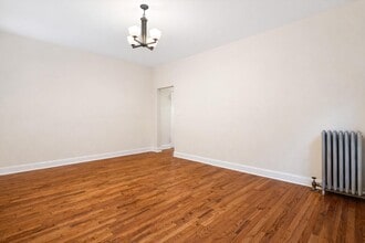 300 Fort Washington Ave in New York, NY - Foto de edificio - Building Photo