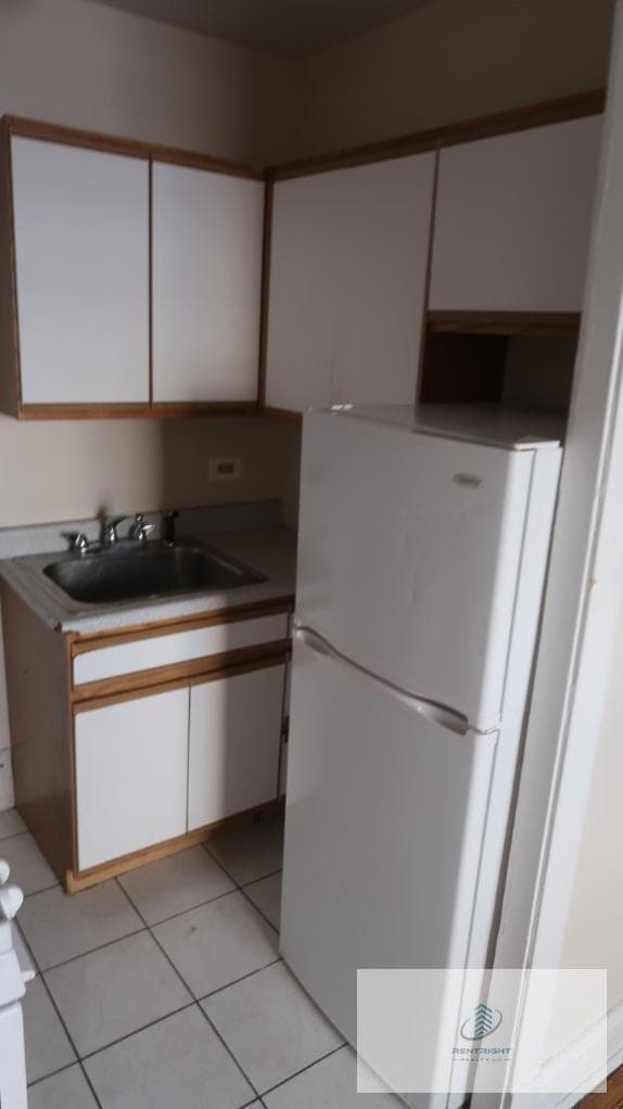 2617 W Gunnison St, Unit 2619 - 1E in Chicago, IL - Building Photo - Building Photo