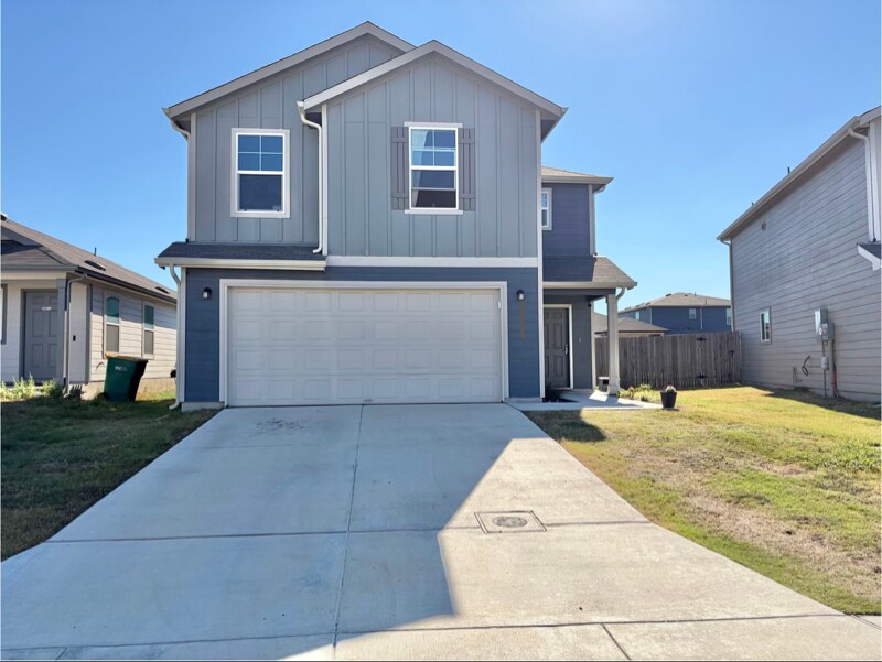 10310 Glimmer in Converse, TX - Foto de edificio