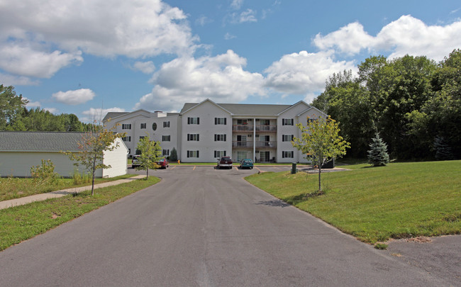 Snowbird's Landing Apartments in Solvay, NY - Building Photo - Building Photo