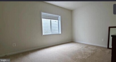 24800 Beardgrass Pl in Aldie, VA - Building Photo - Building Photo