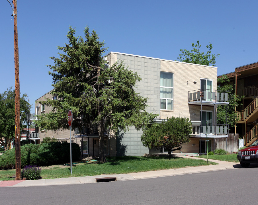 2495 S York St in Denver, CO - Foto de edificio