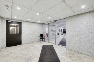 Elgin Woods Apartments in St Thomas, ON - Building Photo - Building Photo