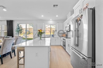 110 Marcus Rd in American Canyon, CA - Building Photo - Building Photo