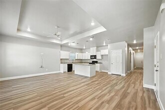 4321 Pickett St in Greenville, TX - Building Photo - Building Photo