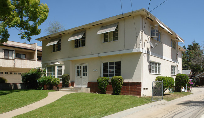 524 Hill Ave in Pasadena, CA - Building Photo - Building Photo