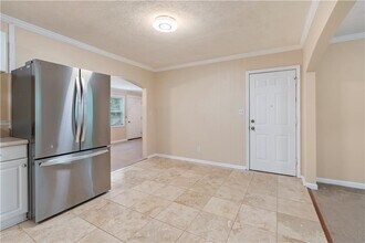 4652 Patrick Dr in Kennesaw, GA - Building Photo - Building Photo
