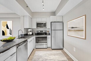 Marlowe VA in Arlington, VA - Building Photo