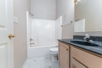 4619 McIntire Xing in Owensboro, KY - Building Photo - Building Photo