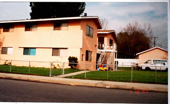 4434 A-D Bonnie Brae St in Montclair, CA - Building Photo