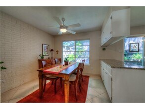 3004 Maywood Cir in Austin, TX - Building Photo - Building Photo