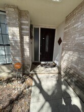 6639 Country Field Dr in San Antonio, TX - Building Photo - Building Photo