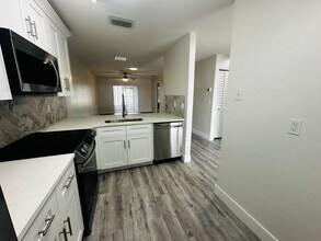 3005 Wainwright Ct in New Port Richey, FL - Building Photo - Building Photo