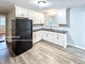 96 Rose St in Nashville, TN - Building Photo - Building Photo