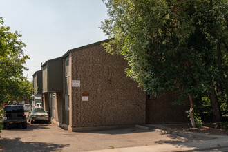 1920 Canyon Blvd in Boulder, CO - Foto de edificio - Building Photo