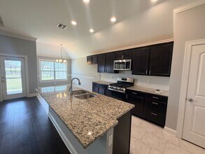 3331 Grand Lake Dr in Bossier City, LA - Building Photo - Building Photo