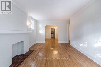 163 Highbourne Rd in Toronto, ON - Building Photo - Building Photo