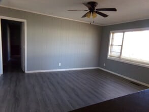 221 Maple St in Columbus, MS - Building Photo - Building Photo