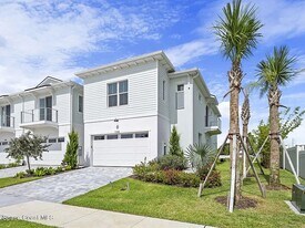 1330 Windchime Ln in Melbourne, FL - Building Photo