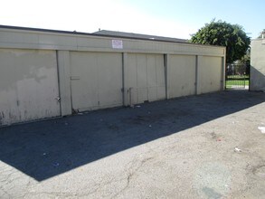 805 S Townsend St in Santa Ana, CA - Building Photo - Building Photo