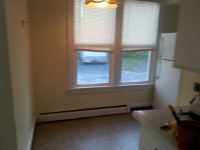249 Schoolhouse Rd in Albany, NY - Building Photo - Building Photo