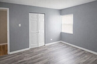 15403 Dorchester Ave in Dolton, IL - Foto de edificio - Building Photo