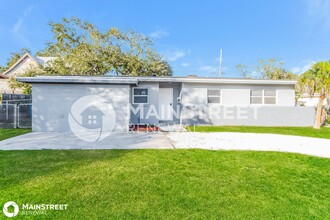 514 4th Pl SW in Vero Beach, FL - Foto de edificio - Building Photo