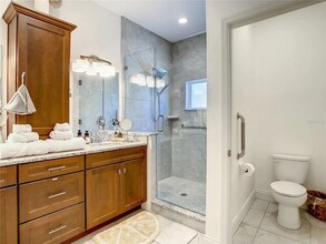 902 8th Ave NW in Largo, FL - Building Photo - Building Photo