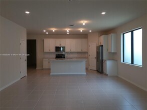 8214 Hanoverian Dr in Greenacres, FL - Building Photo - Building Photo