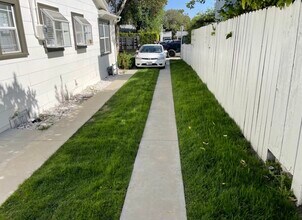 21920 Galvez St in Los Angeles, CA - Building Photo - Building Photo