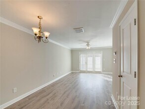 1344 Green Oaks Ln in Charlotte, NC - Building Photo - Building Photo