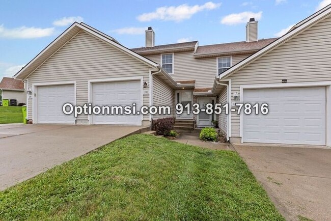 130 Brentwood Dr in Belton, MO - Building Photo - Building Photo