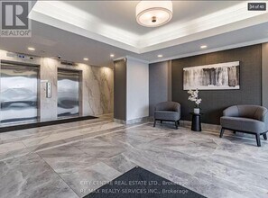 2900 Battleford Rd in Mississauga, ON - Building Photo - Building Photo