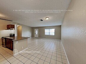 319 SW 76th Terrace in North Lauderdale, FL - Building Photo - Building Photo