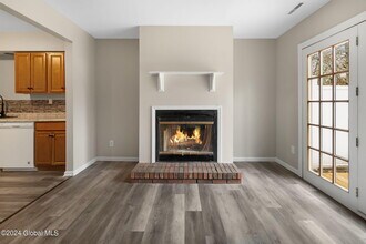 3 Terry Ct in Colonie, NY - Building Photo - Building Photo